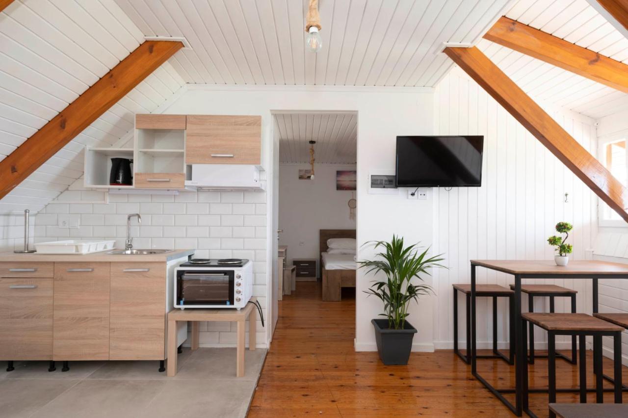 Giorgos House Attic Διαμέρισμα Γιάλοβα Εξωτερικό φωτογραφία