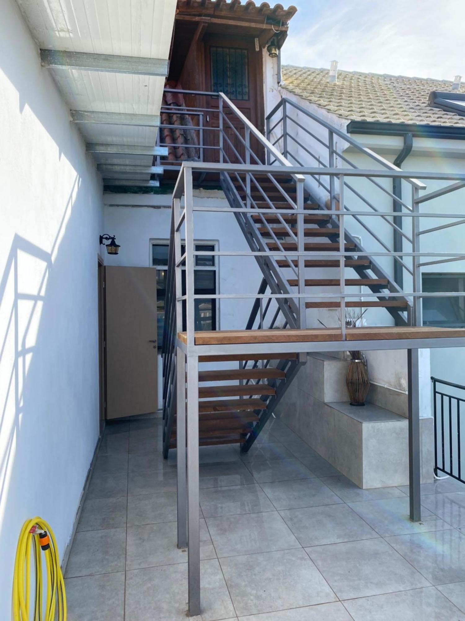 Giorgos House Attic Διαμέρισμα Γιάλοβα Εξωτερικό φωτογραφία